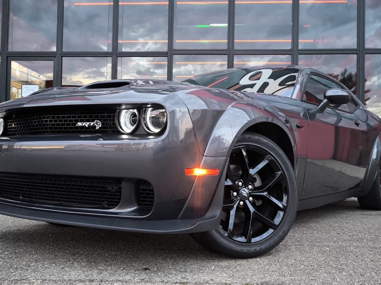 DODGE Challenger SXT RWD